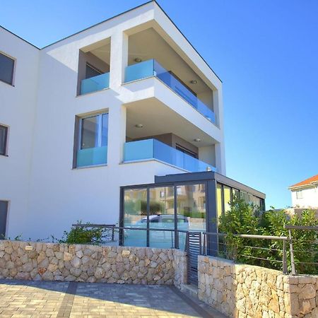 Apartment Crystal Aura Malinska Exterior photo